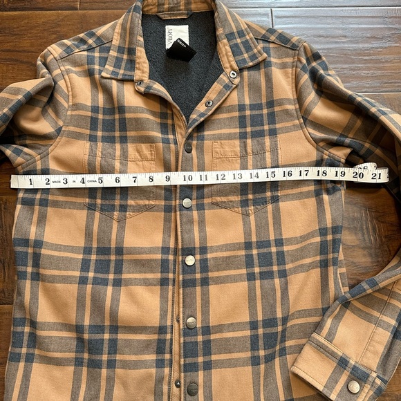 Vuori Range Brown and Black Plaid Shirt Jacket size small - Picture 11 of 11